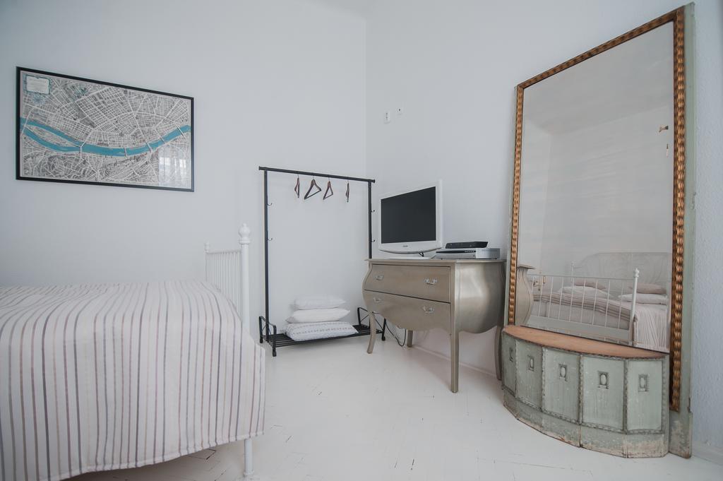 Lizmary'S Wonderland Apartment Budapest Exterior photo